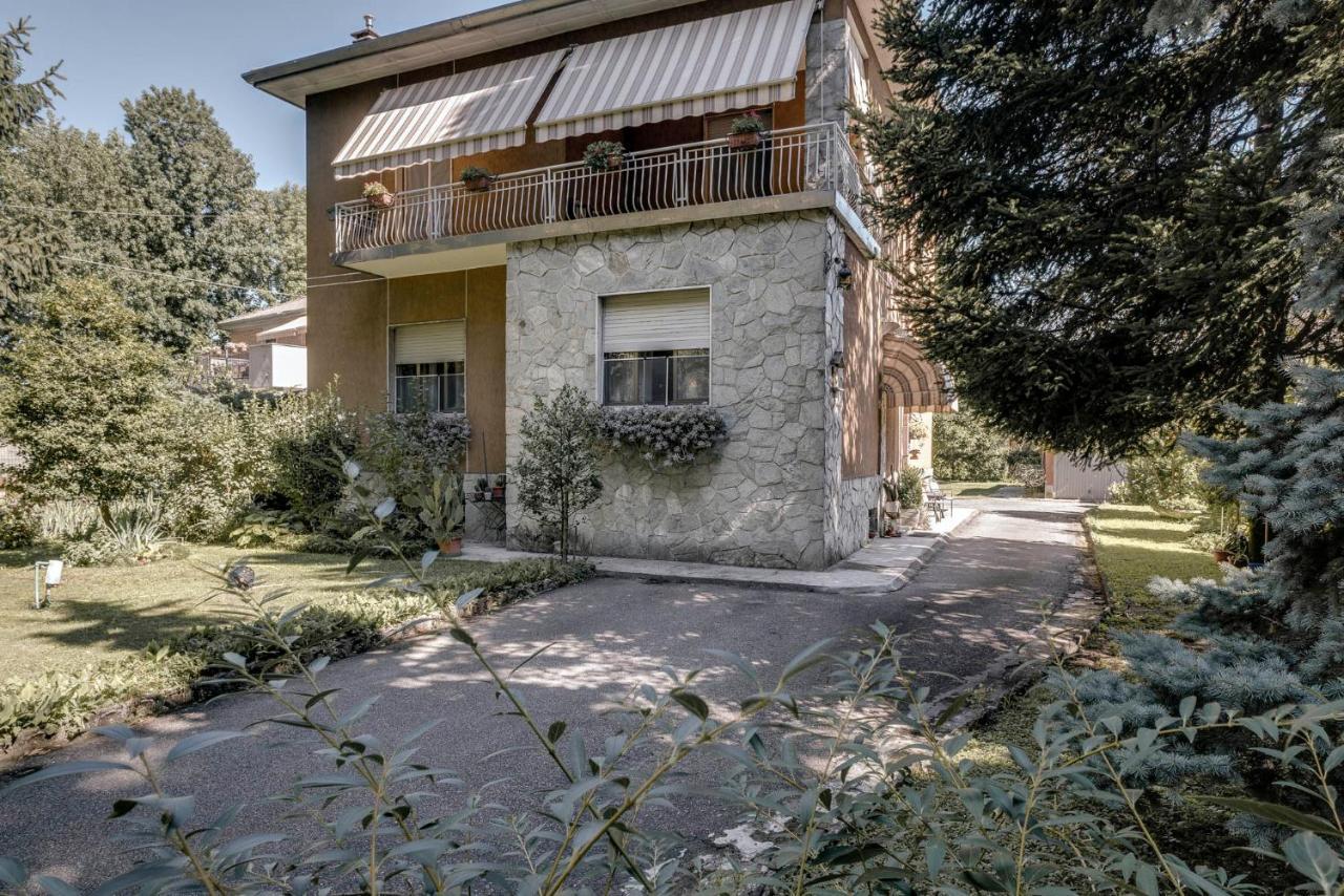 Sentirsi A Casa, Lontano Da Casa-Feel At Home Away From Home Caronno Pertusella Luaran gambar