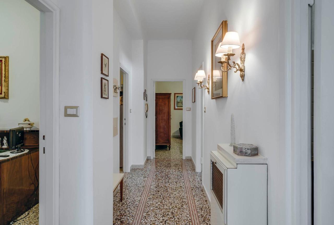 Sentirsi A Casa, Lontano Da Casa-Feel At Home Away From Home Caronno Pertusella Luaran gambar