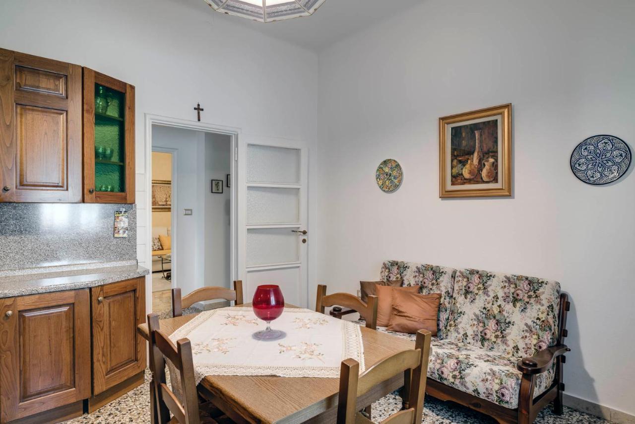 Sentirsi A Casa, Lontano Da Casa-Feel At Home Away From Home Caronno Pertusella Luaran gambar