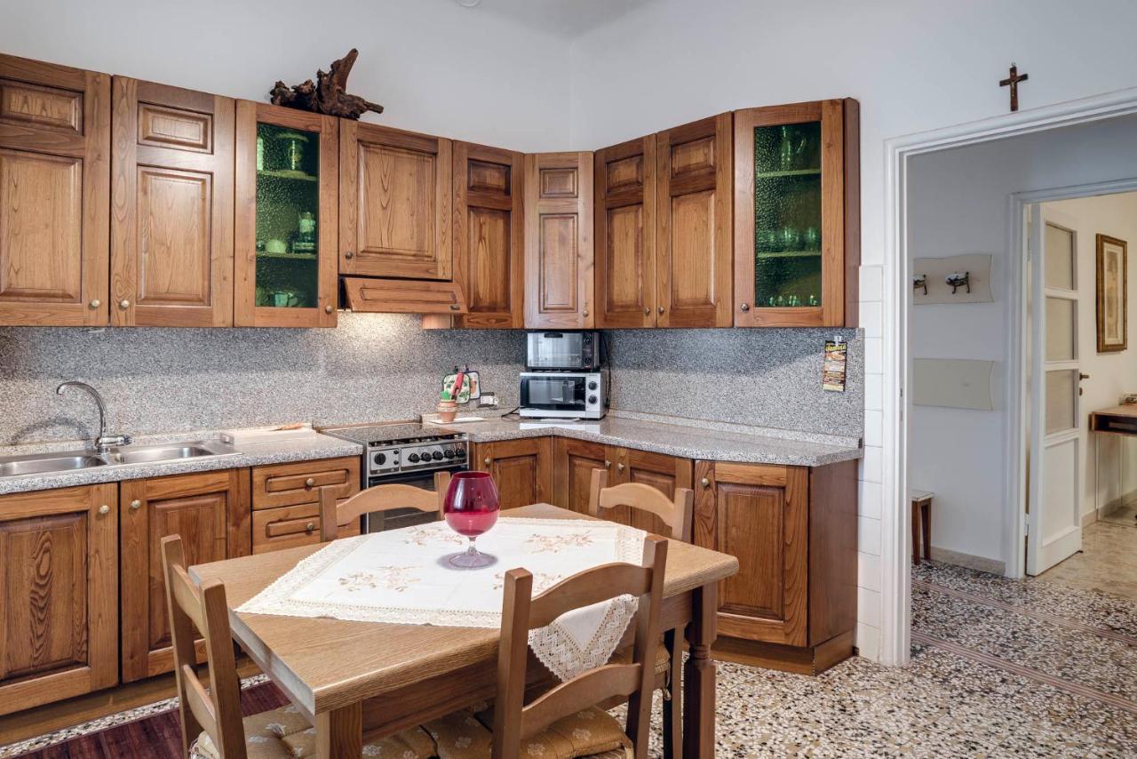 Sentirsi A Casa, Lontano Da Casa-Feel At Home Away From Home Caronno Pertusella Luaran gambar