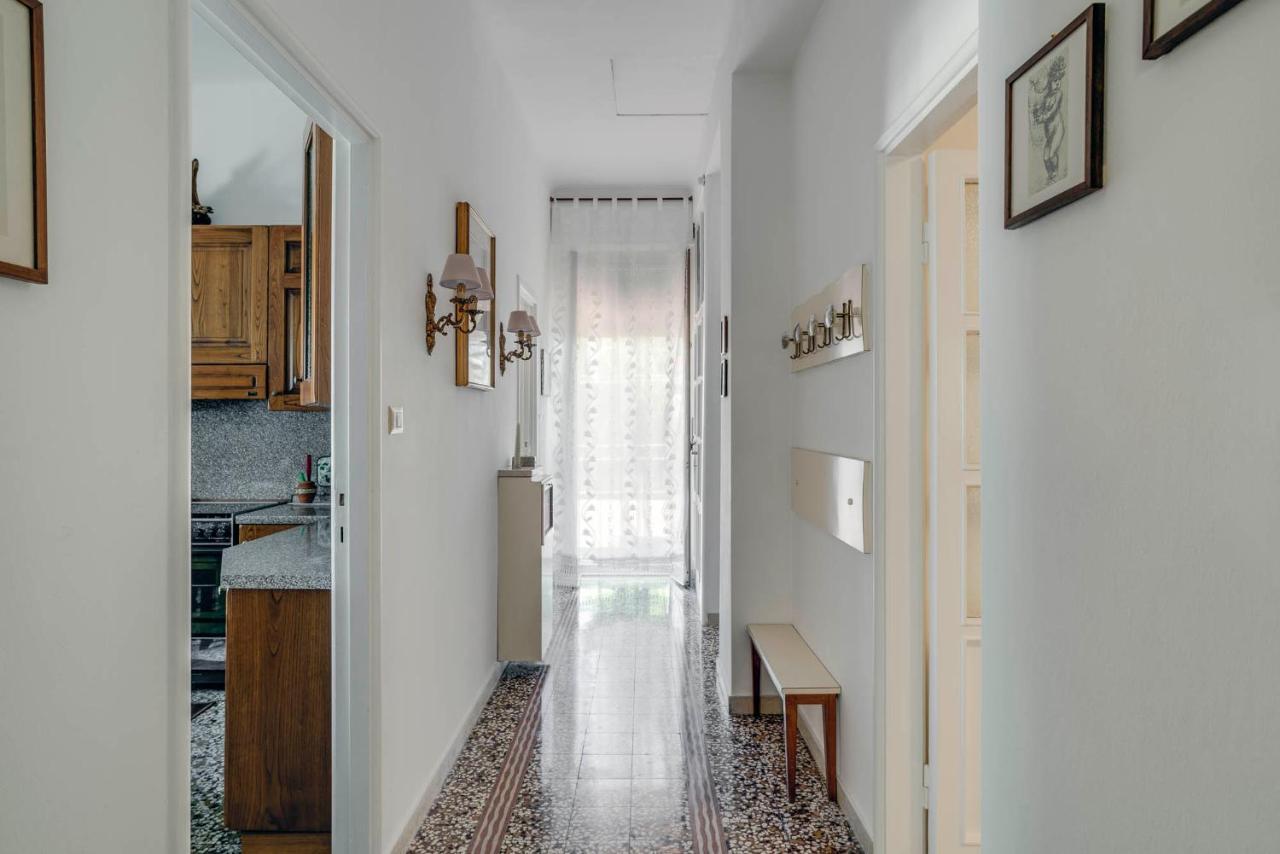 Sentirsi A Casa, Lontano Da Casa-Feel At Home Away From Home Caronno Pertusella Luaran gambar