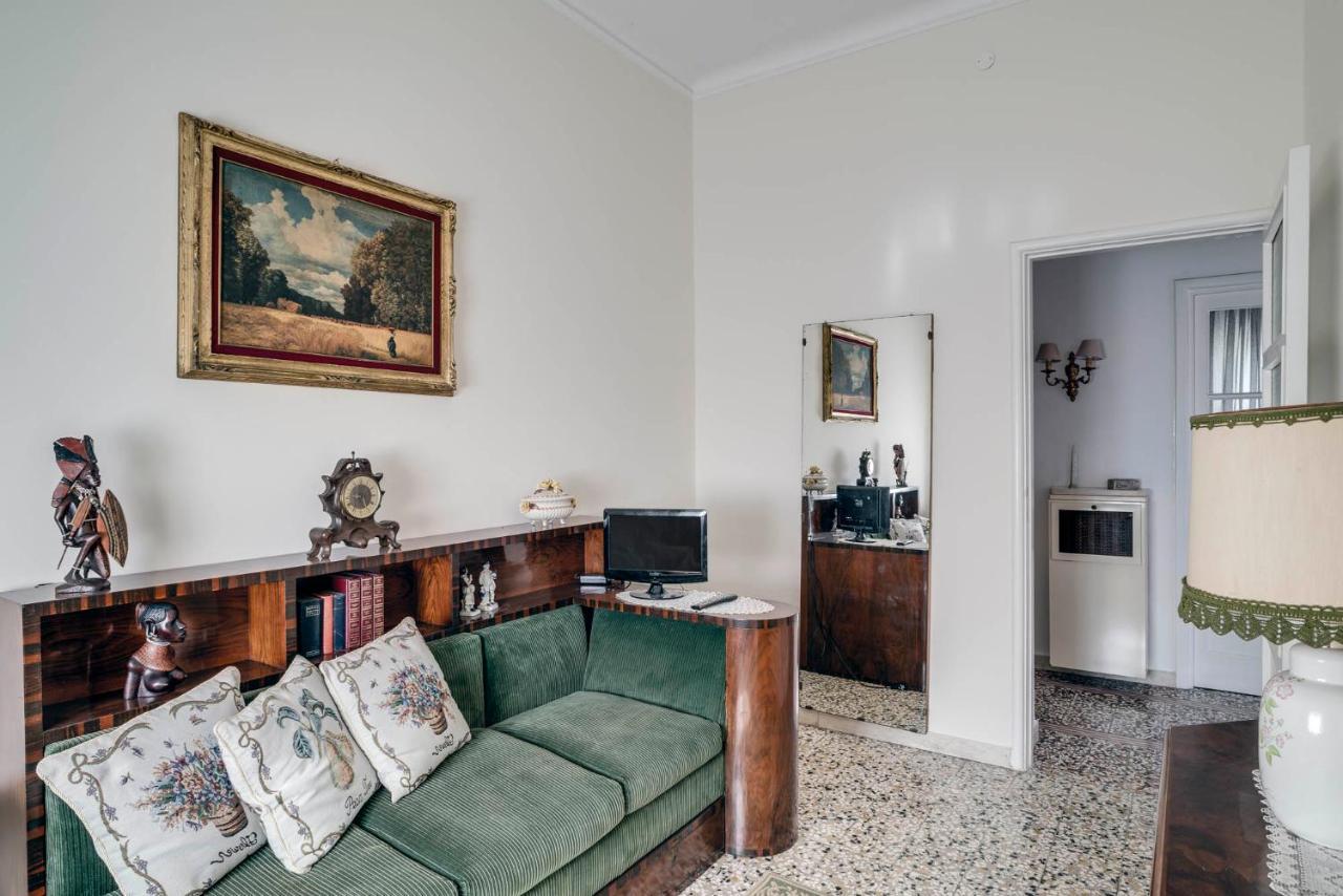 Sentirsi A Casa, Lontano Da Casa-Feel At Home Away From Home Caronno Pertusella Luaran gambar