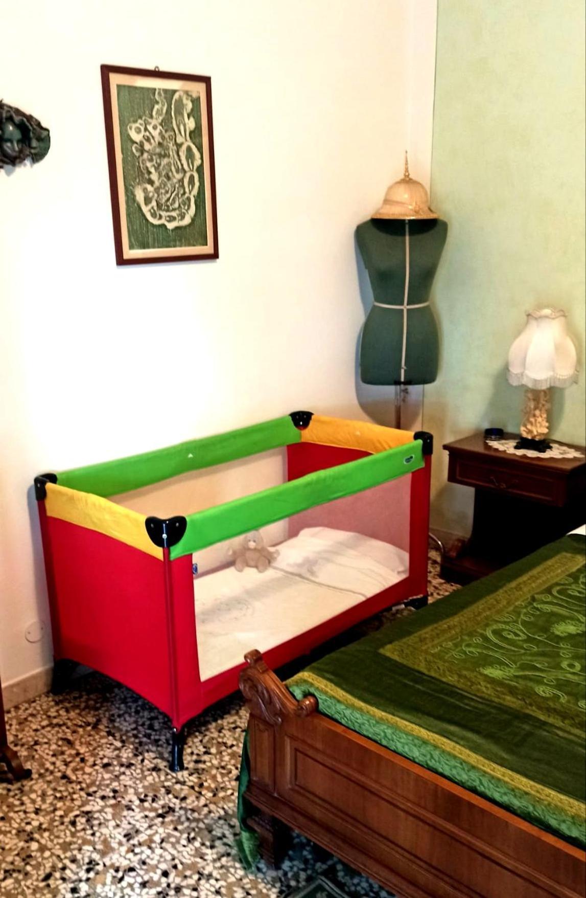 Sentirsi A Casa, Lontano Da Casa-Feel At Home Away From Home Caronno Pertusella Luaran gambar